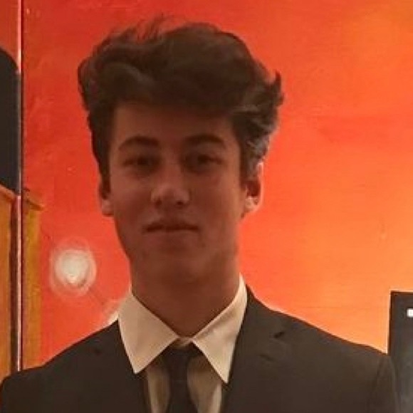 Meet your Posher, Ben - Picture 3 of 4